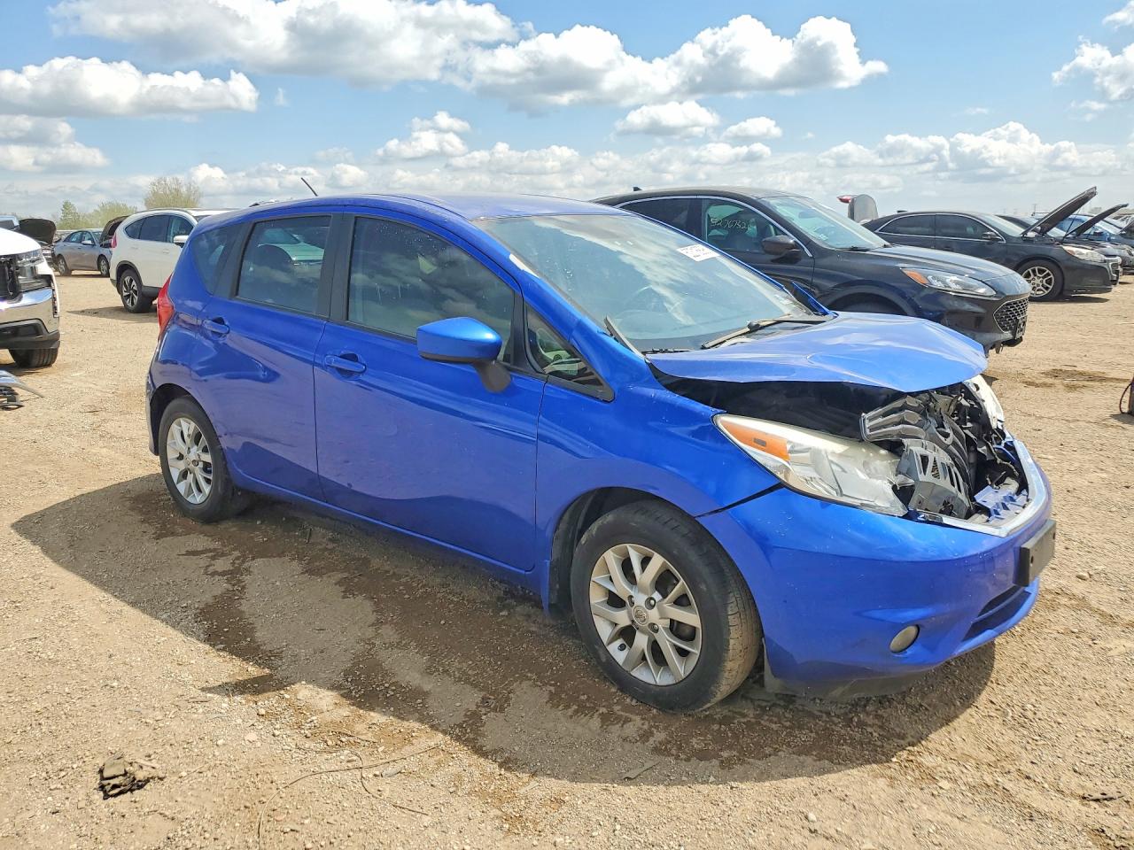 Nissan Versa Sv