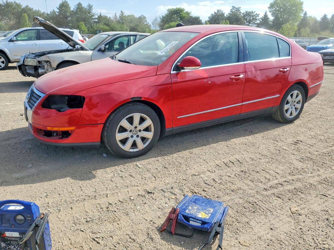 Salvage Volkswagen Passat Image
