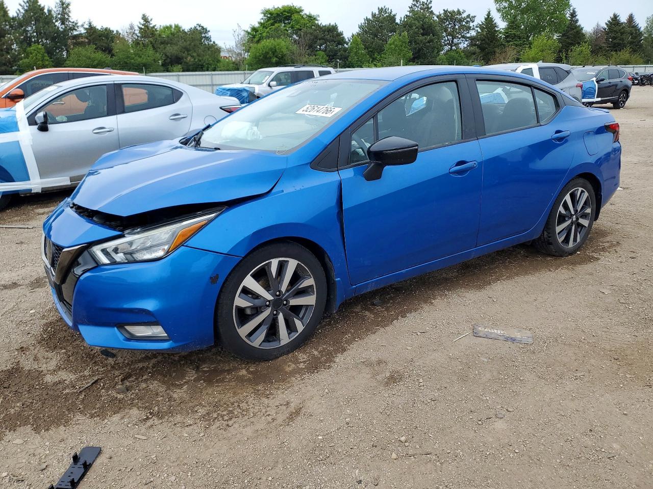 Salvage Nissan Versa Image