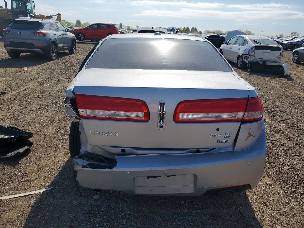 Lincoln MKZ
