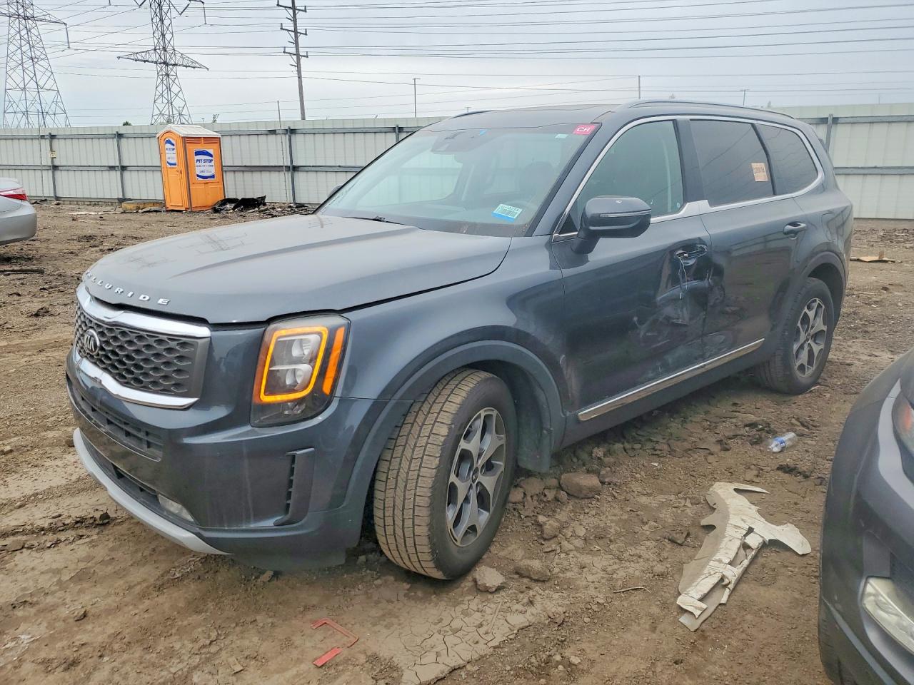 Salvage Kia Telluride Image