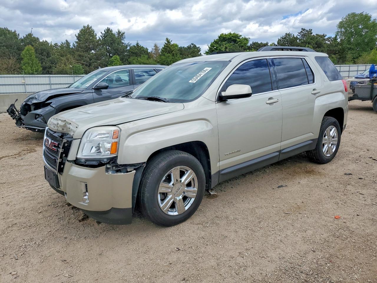 Salvage GMC Terrain Image