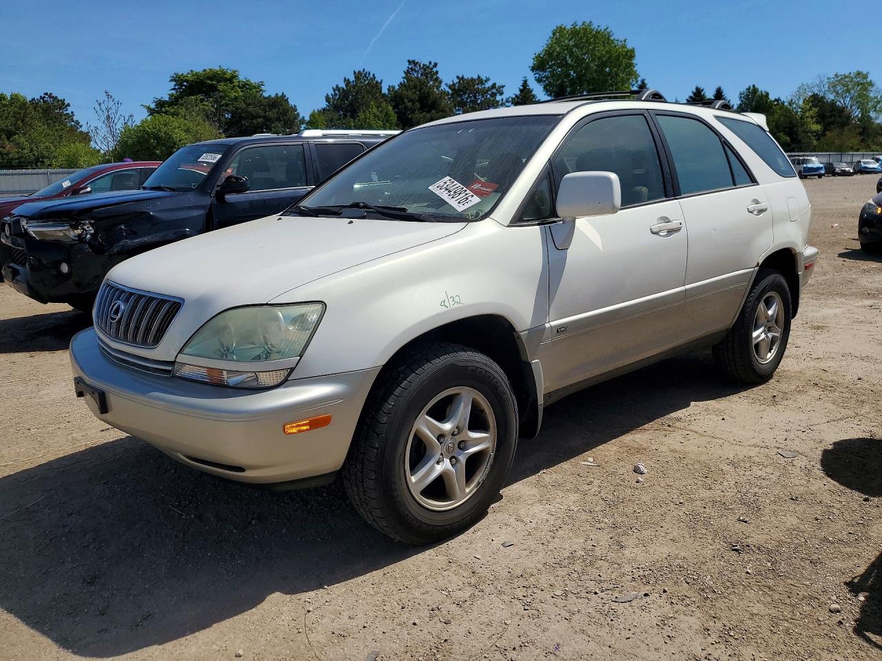 Salvage Lexus RX Image