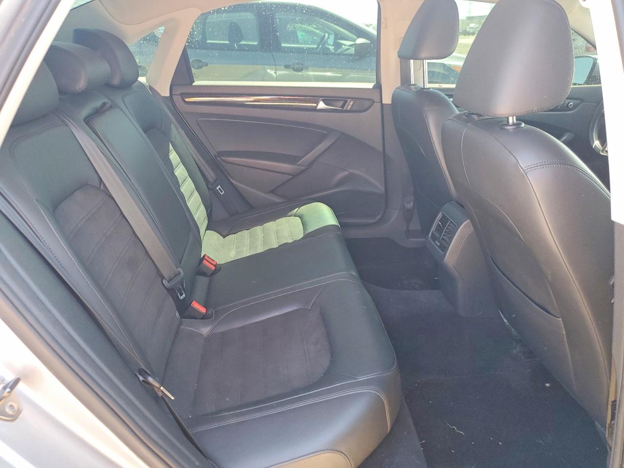 Volkswagen Passat Sel