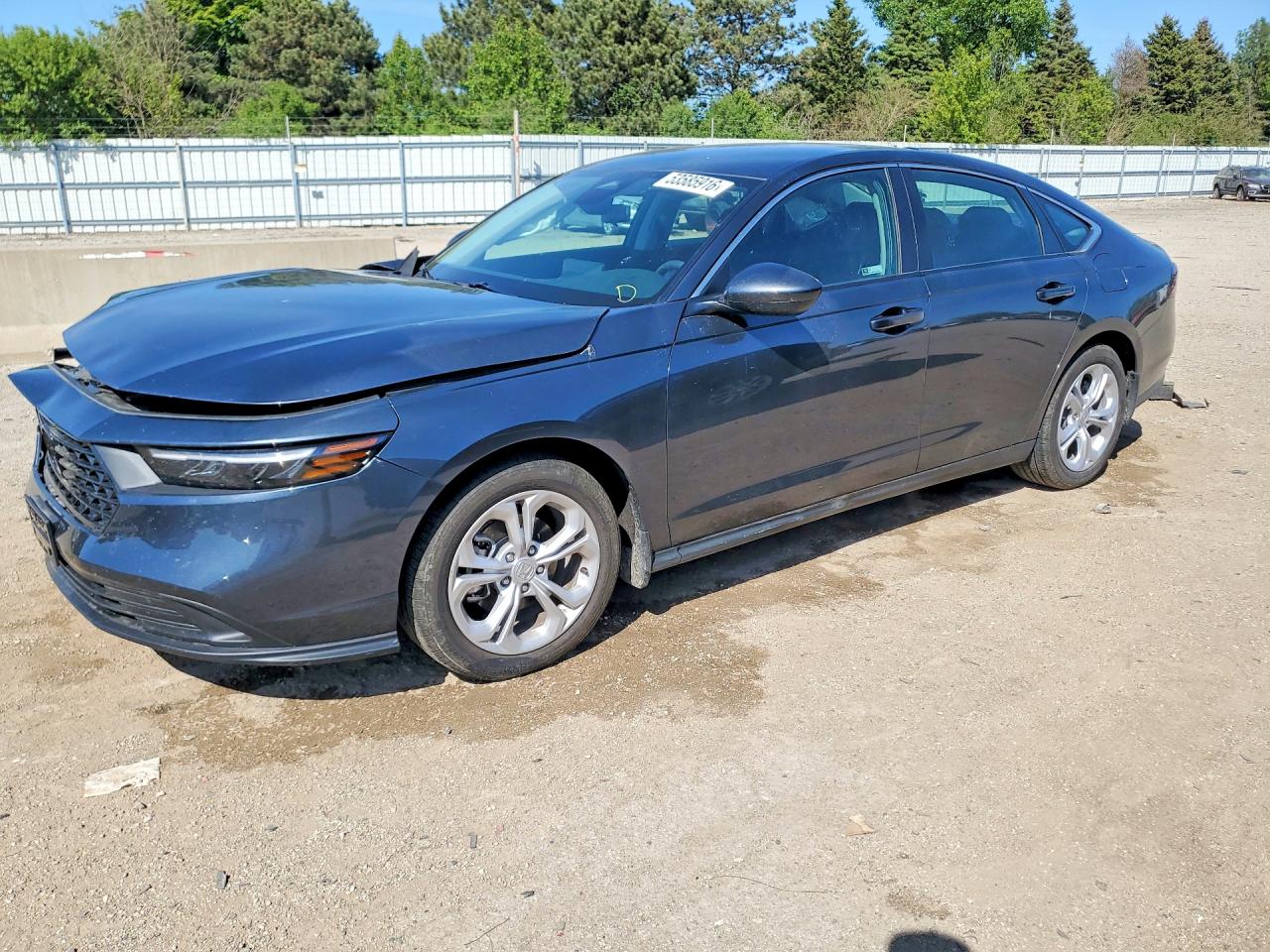 Salvage Honda Accord Image