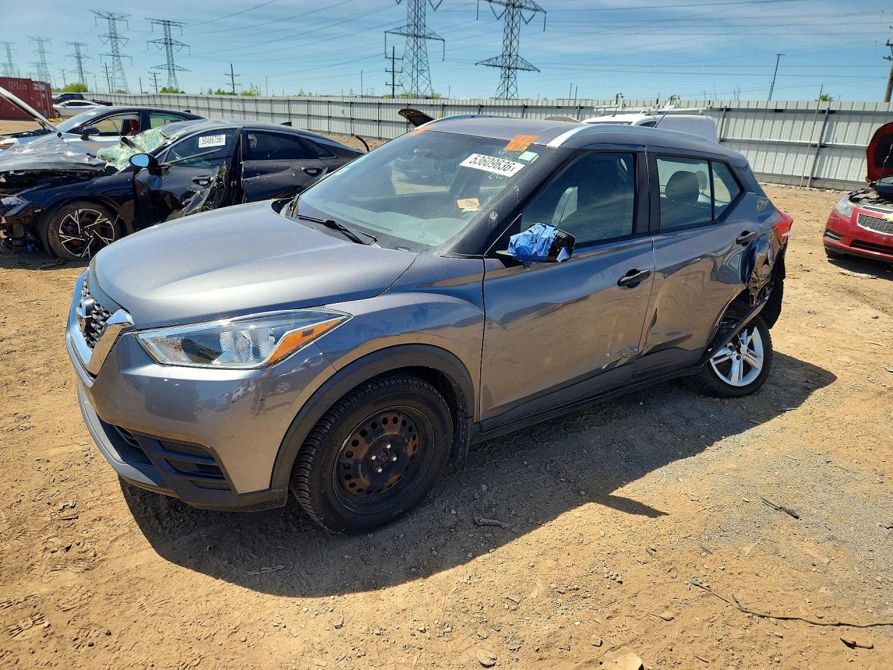 Salvage Nissan Kicks Image