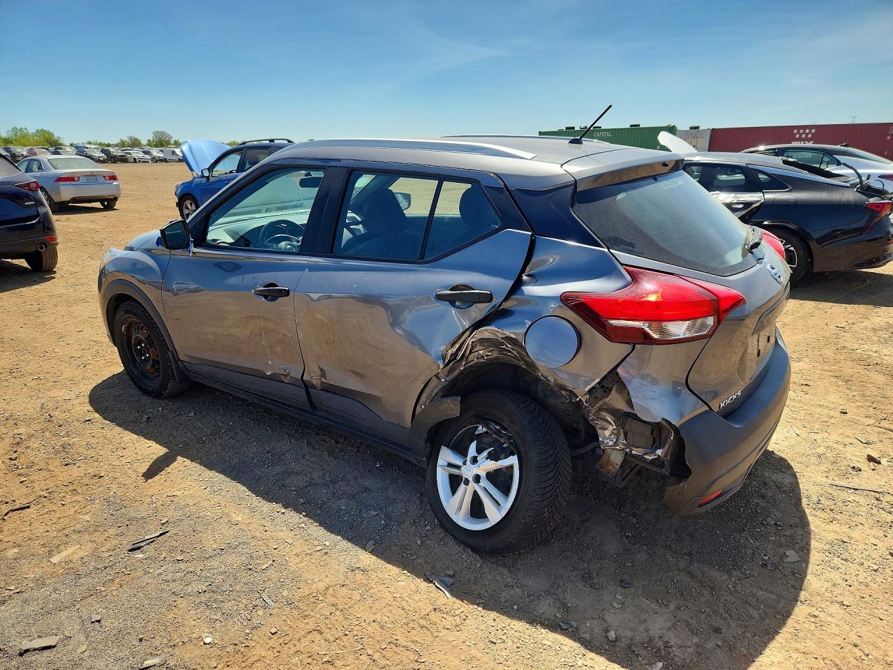 Nissan Kicks S