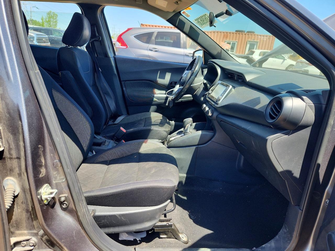 Nissan Kicks S