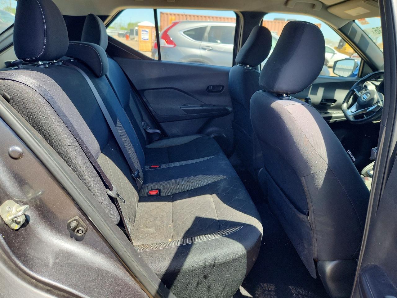 Nissan Kicks S