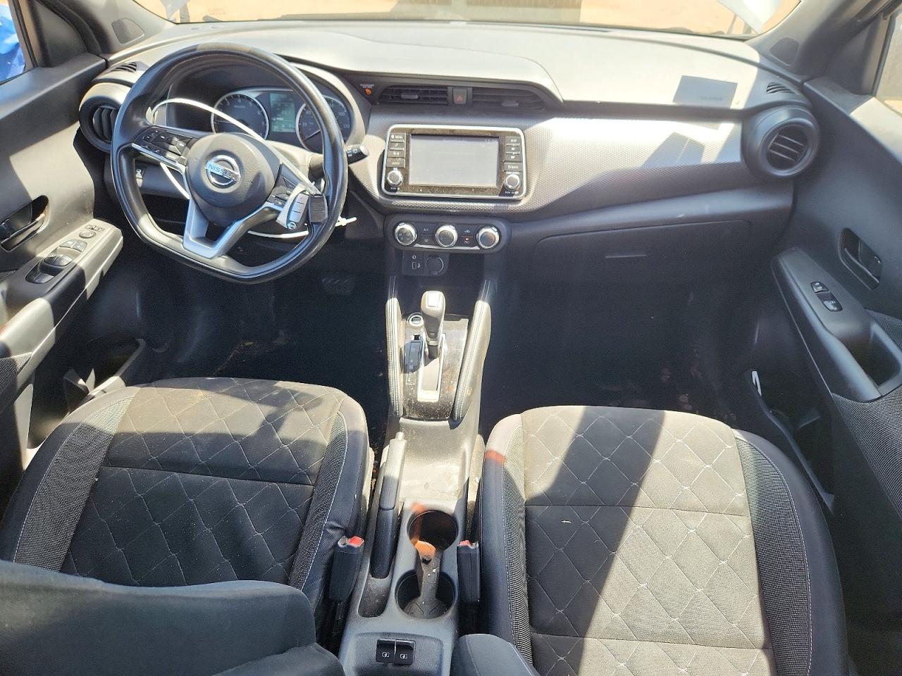 Nissan Kicks S