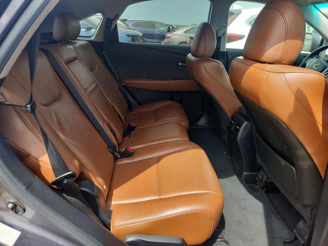 Lexus RX Base