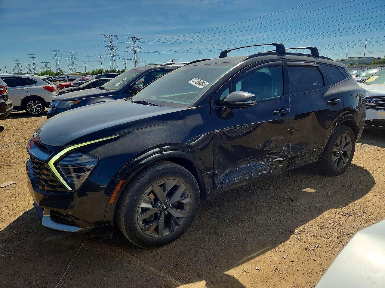 Salvage Kia Sportage Image