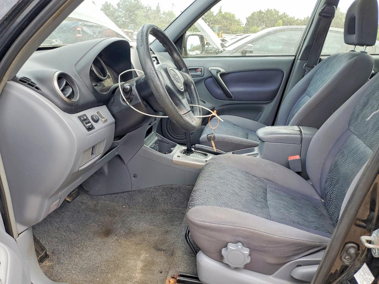 Toyota RAV4 Base