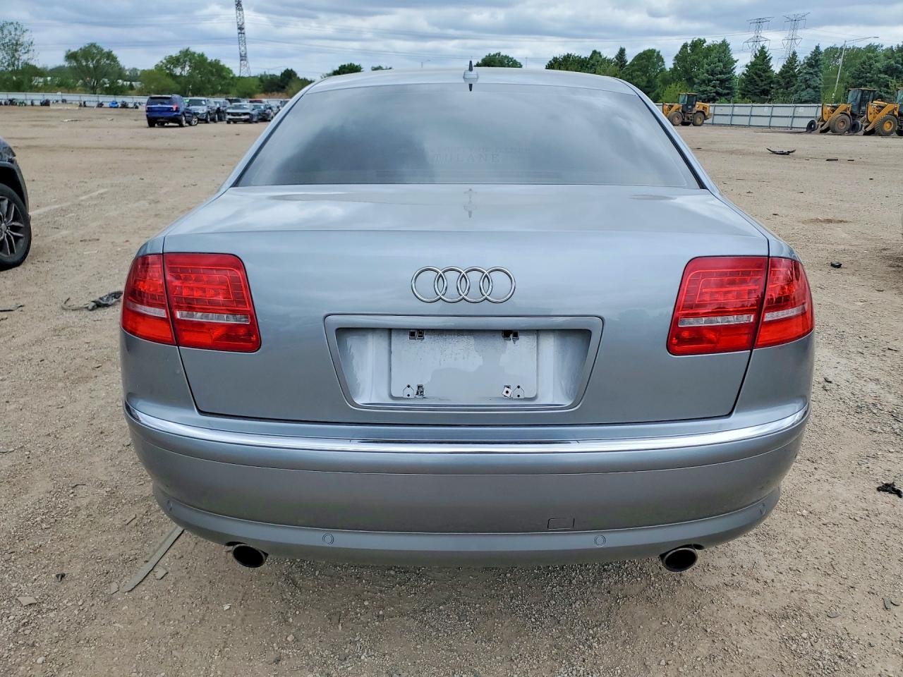 Audi A8 L Quattro