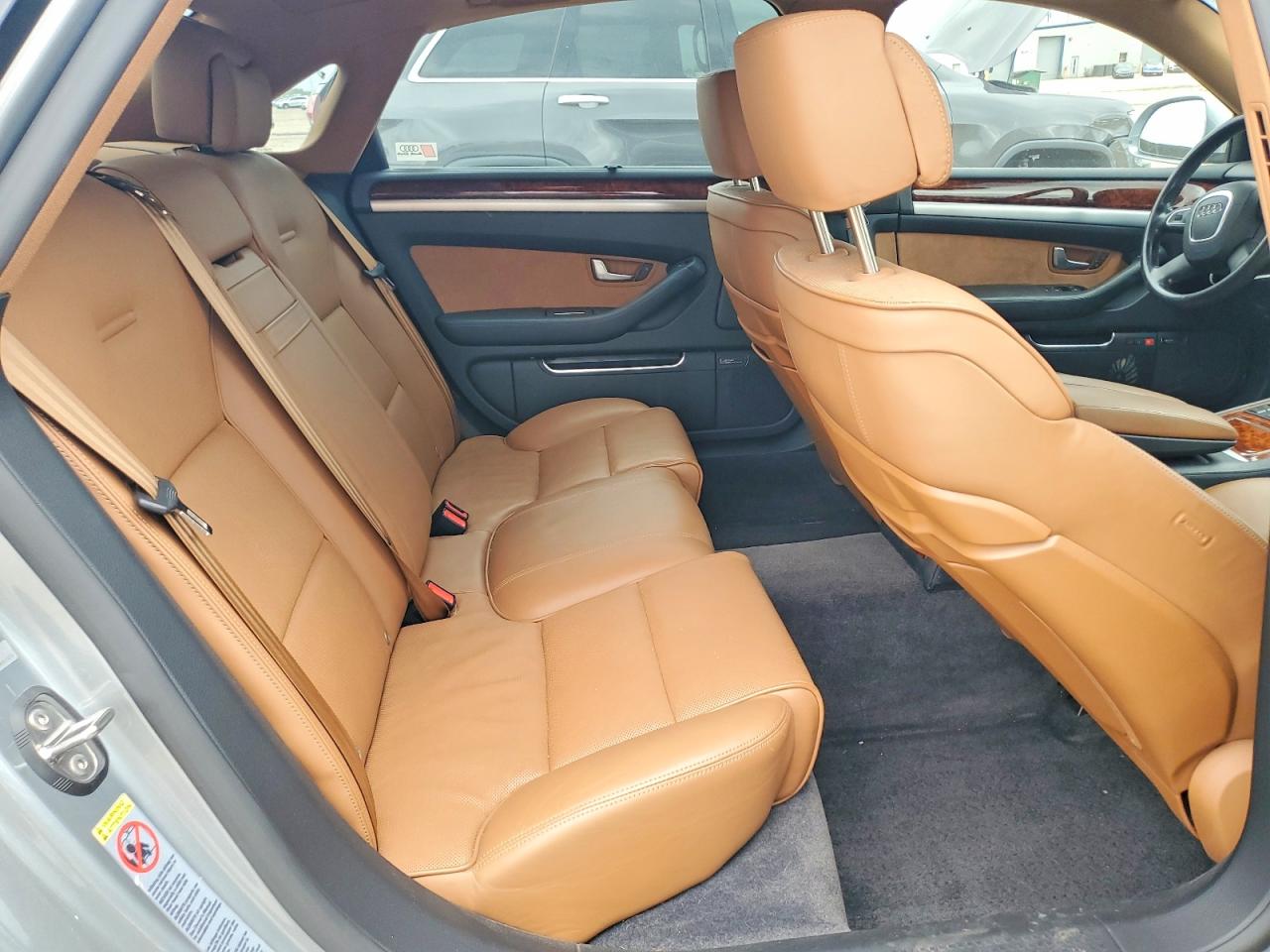 Audi A8 L Quattro
