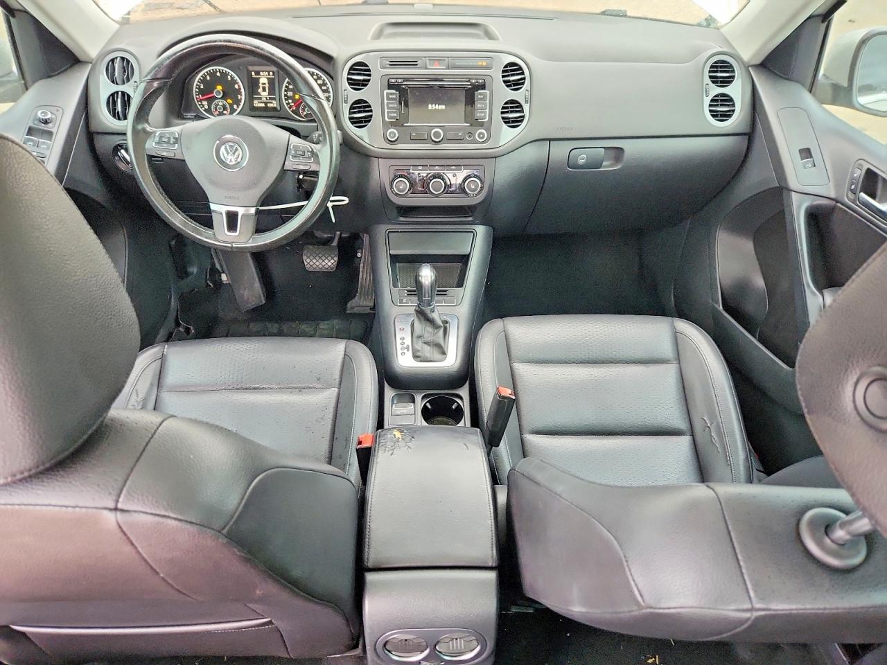 Volkswagen Tiguan S