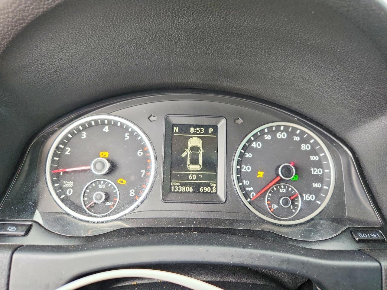 Volkswagen Tiguan S