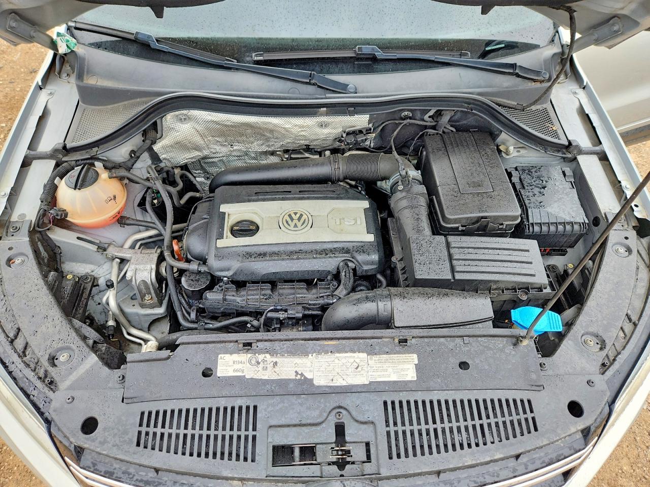 Volkswagen Tiguan S