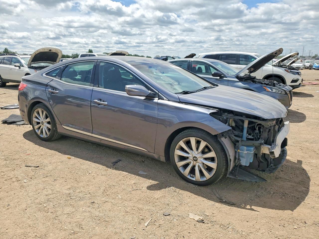 Hyundai Azera Base