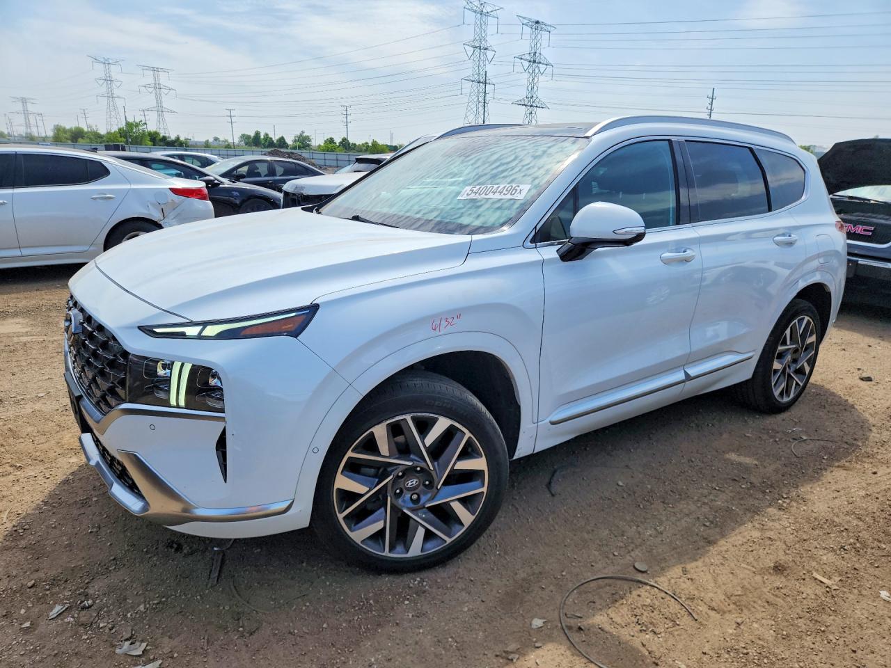 Salvage Hyundai SANTA FE Image