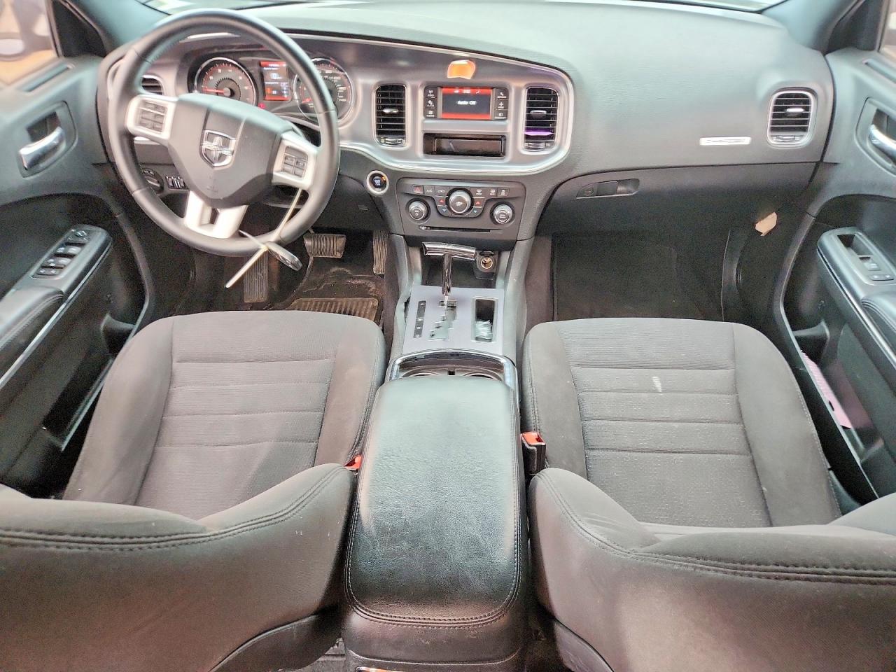 Dodge Charger Se