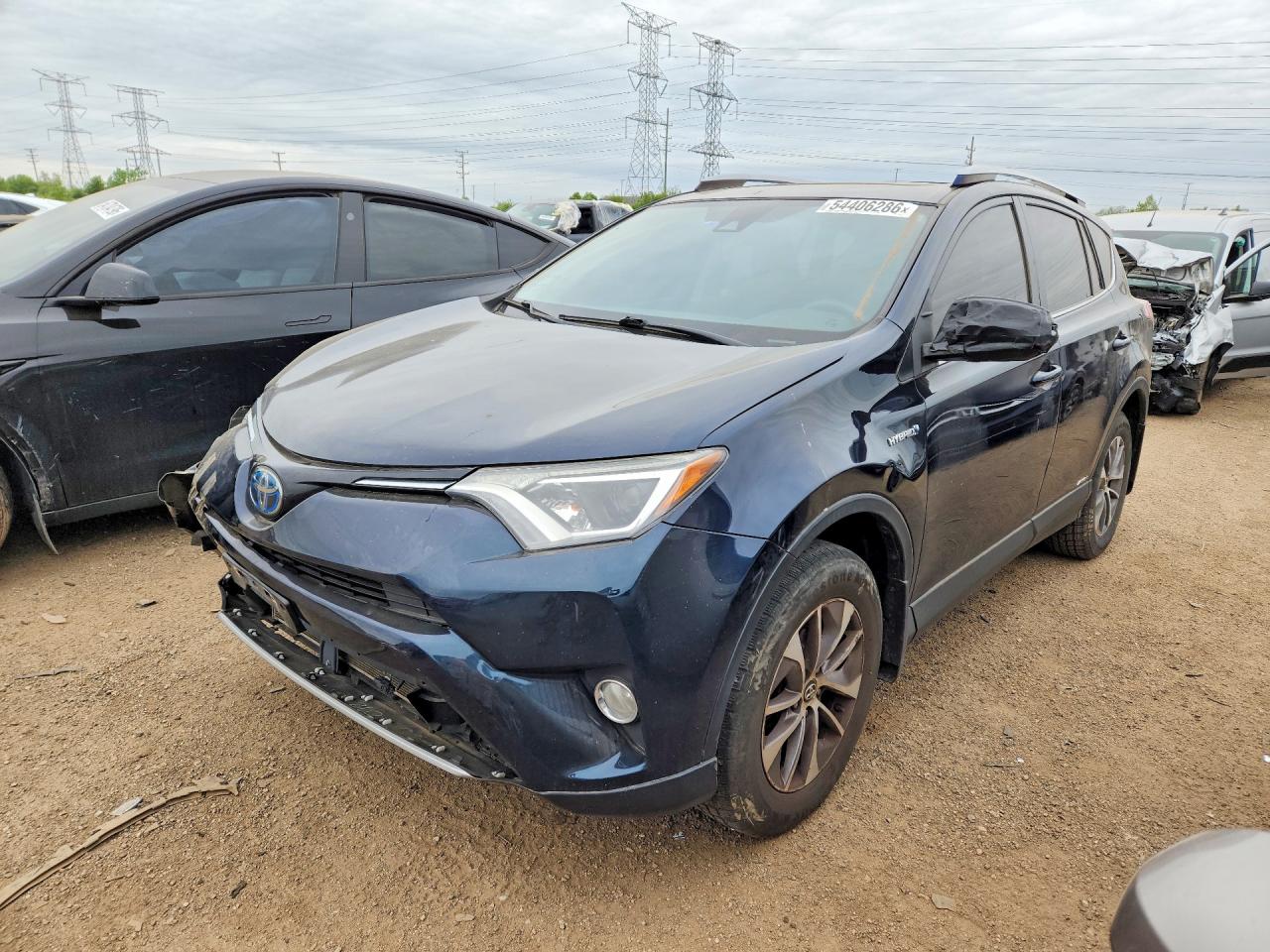 Salvage Toyota RAV4 Image