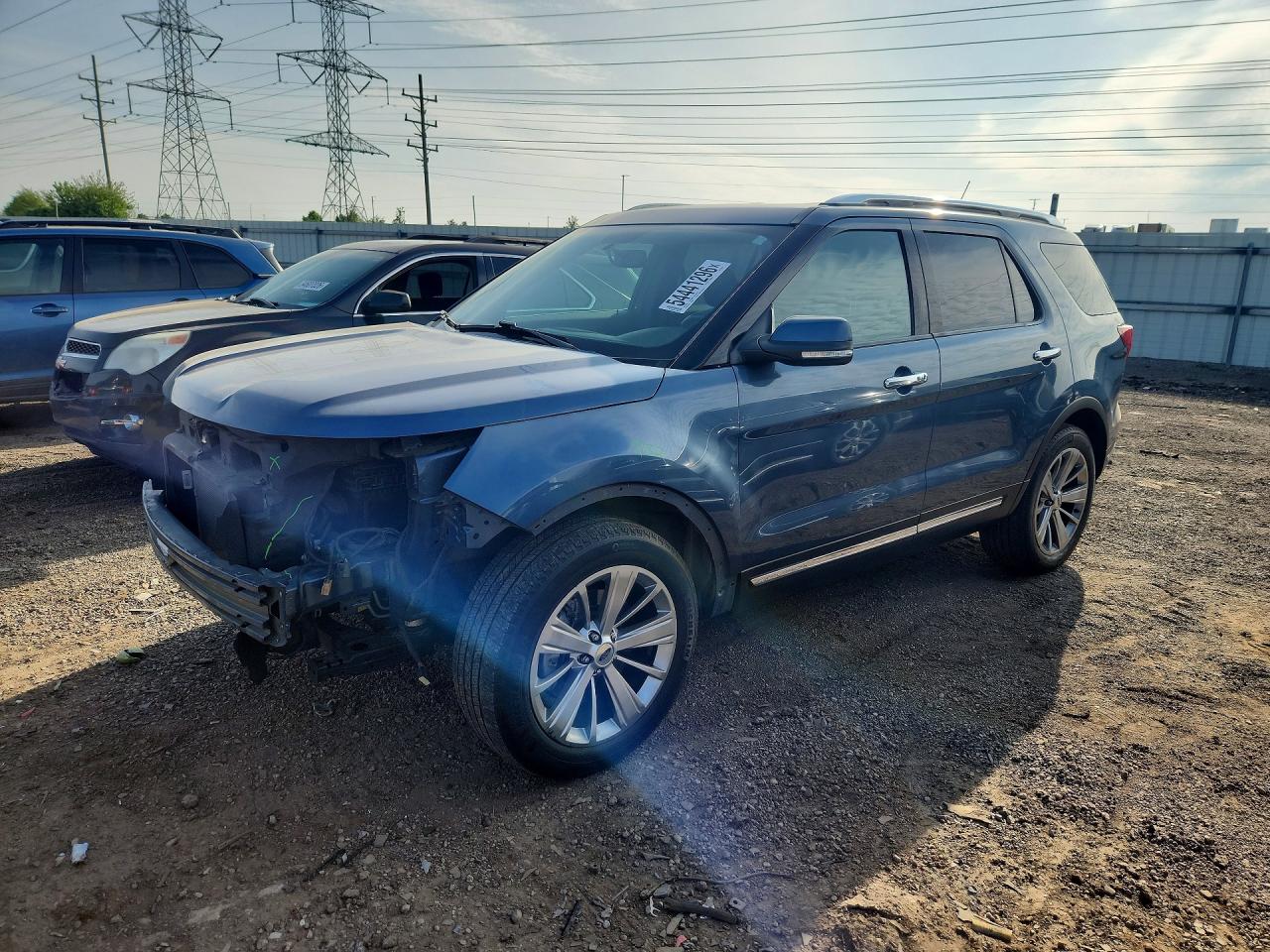Salvage Ford Explorer Image