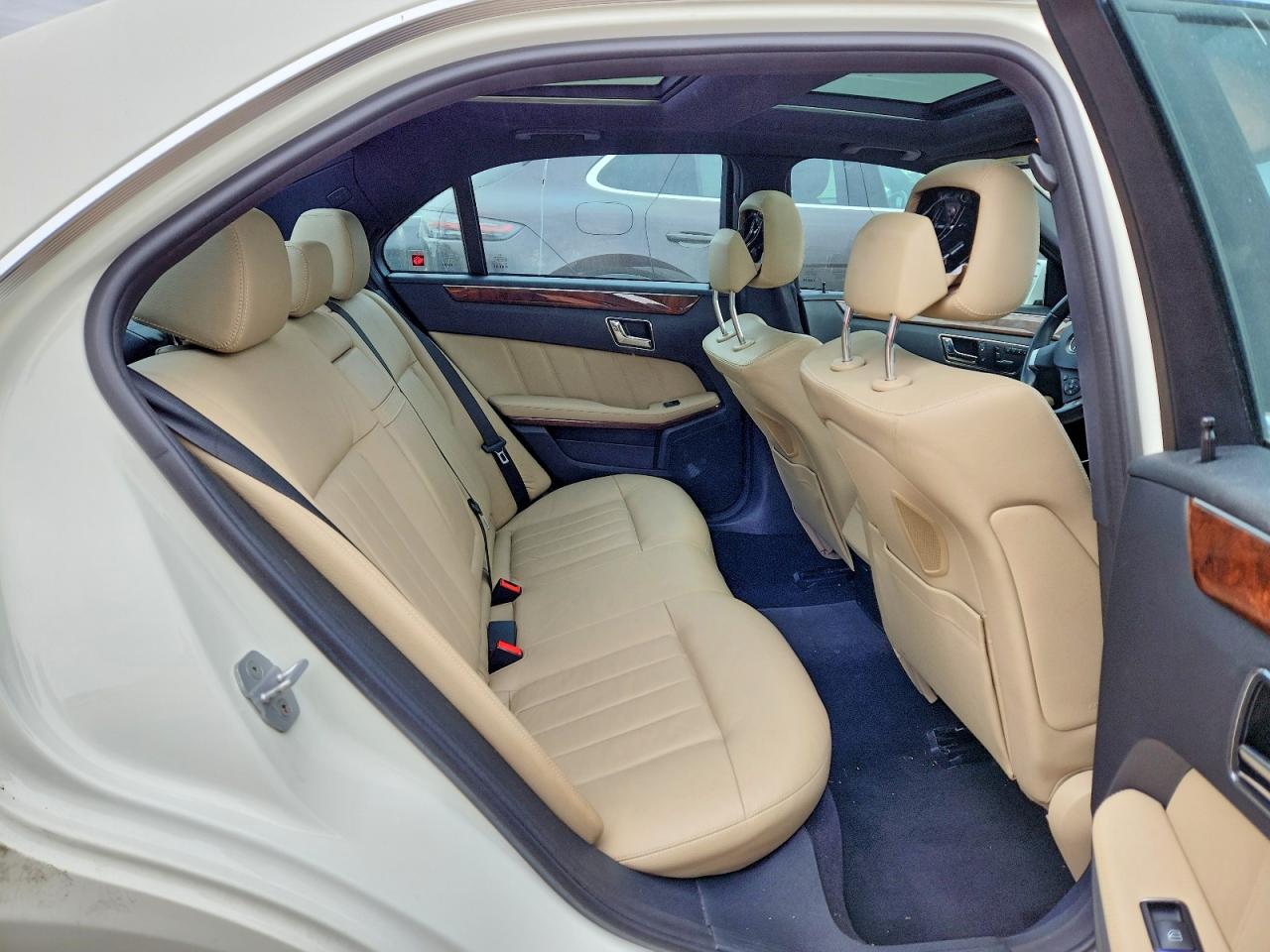 Mercedes-Benz E-Class 550 4matic