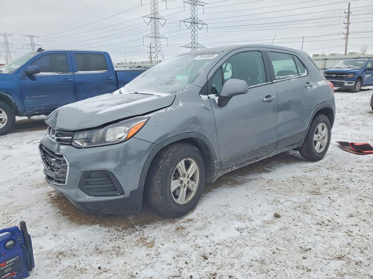 Salvage Chevrolet Trax Image