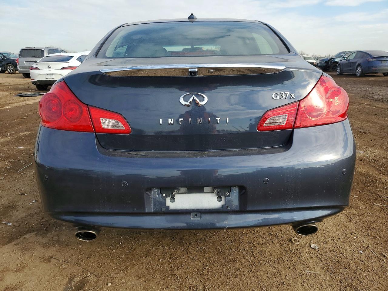 INFINITI G37