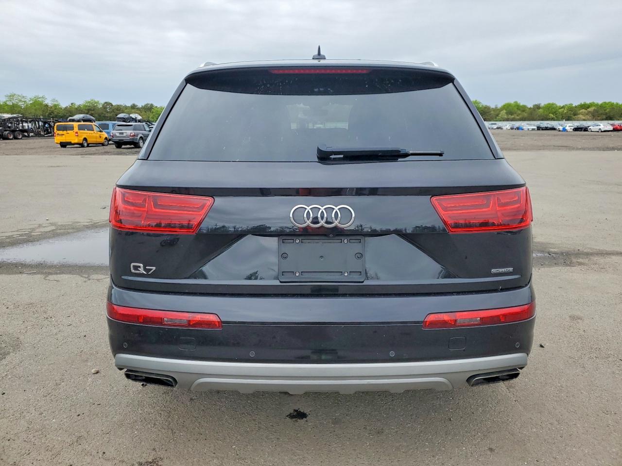 Audi Q7 Premium Plus