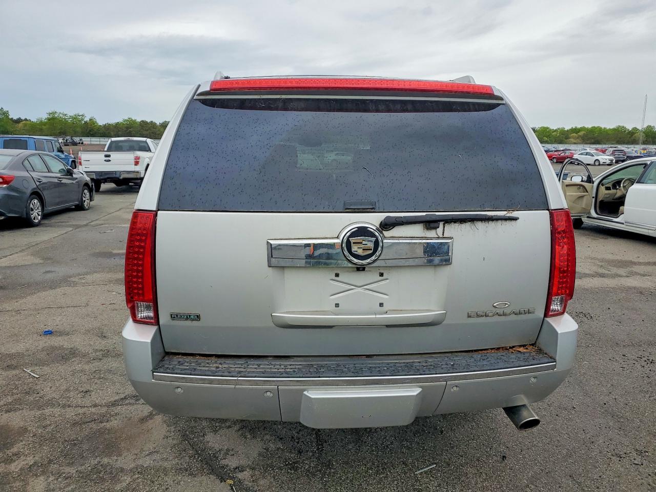 Cadillac Escalade Esv Premium