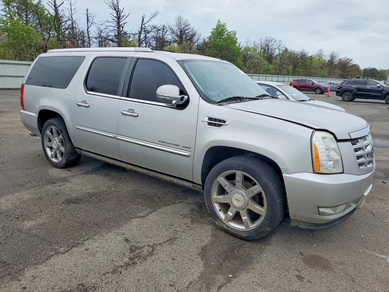 Cadillac Escalade Esv Premium