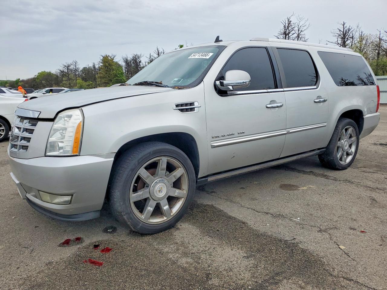 Salvage Cadillac Escalade Image
