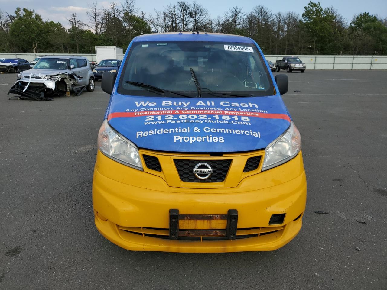 Nissan Nv