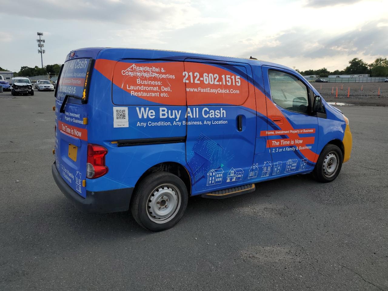 Nissan Nv