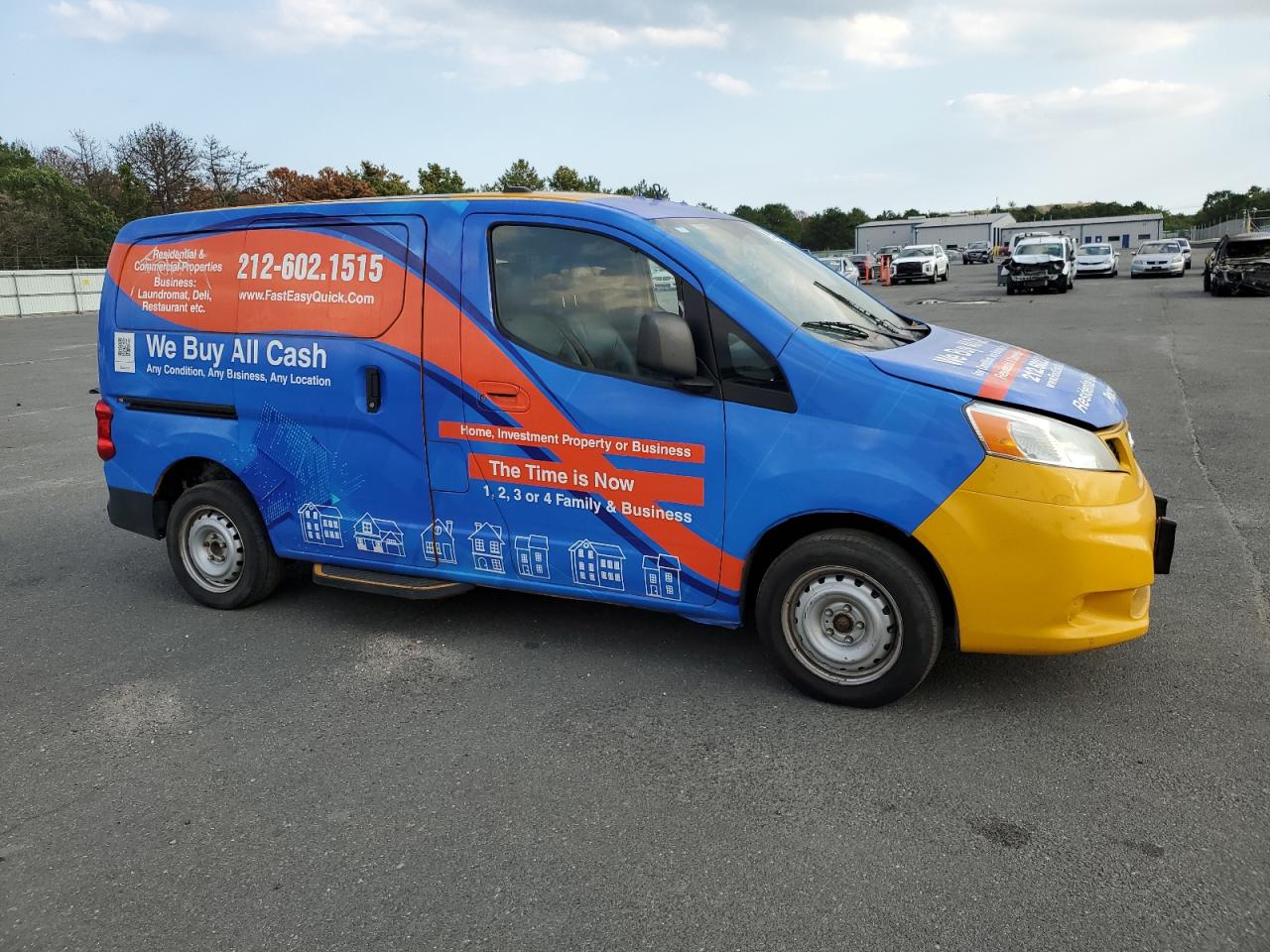 Nissan Nv