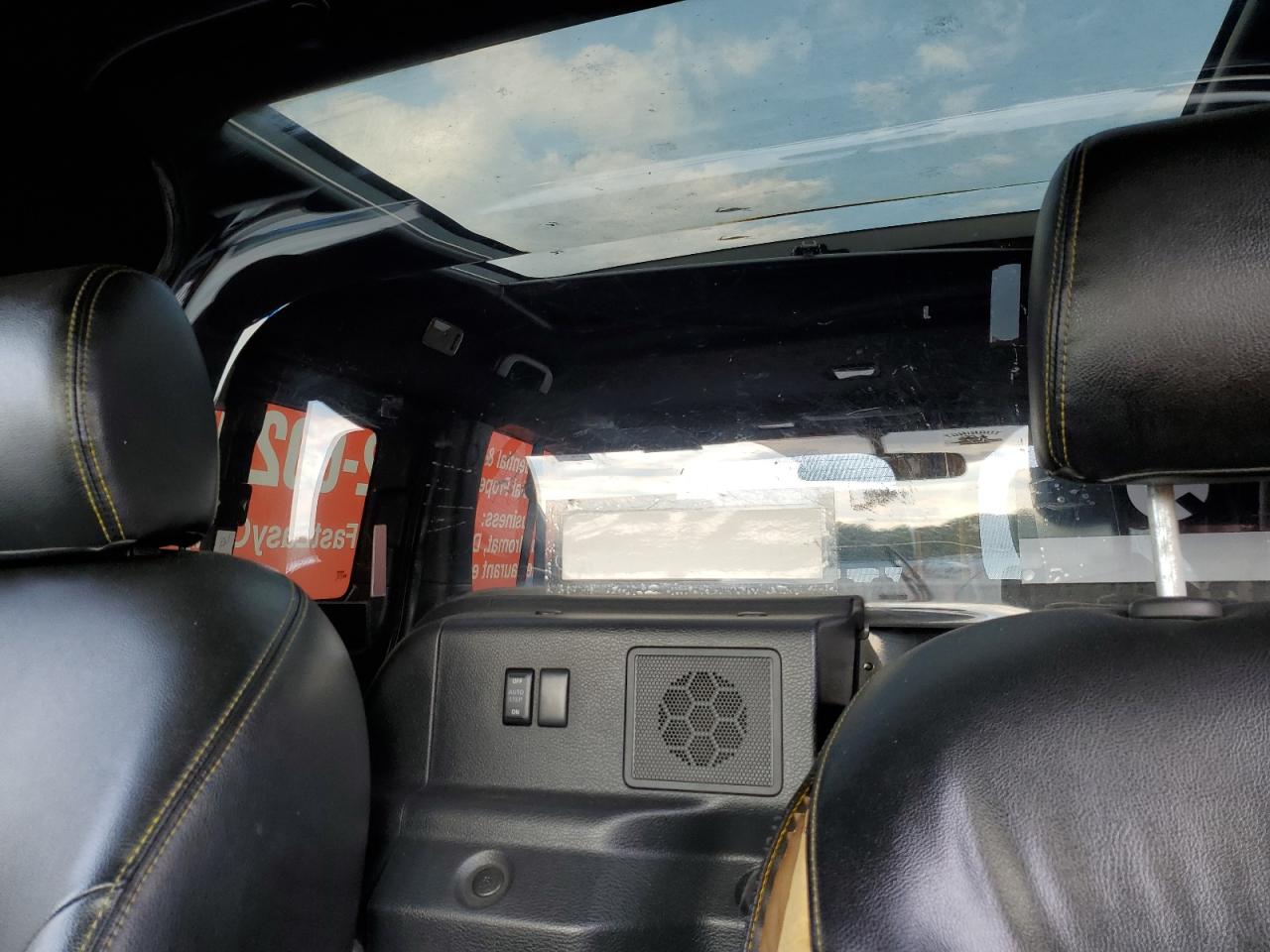 Nissan Nv