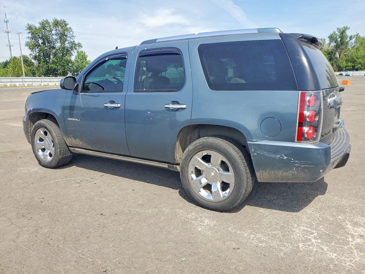 GMC Yukon Denali