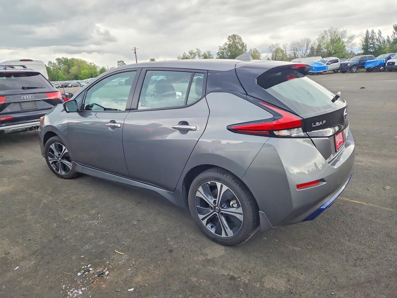 Nissan LEAF Sv Plus