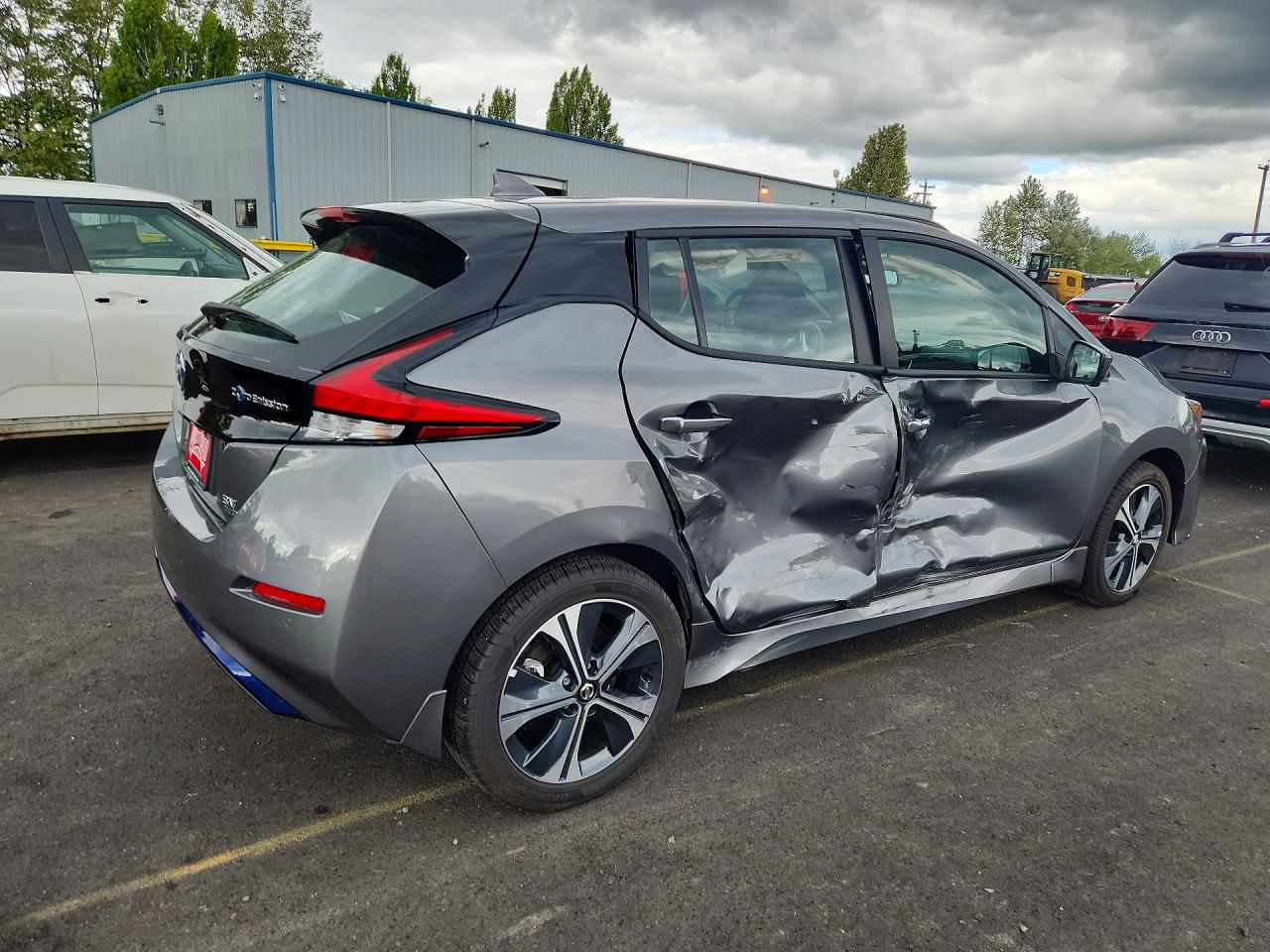 Nissan LEAF Sv Plus