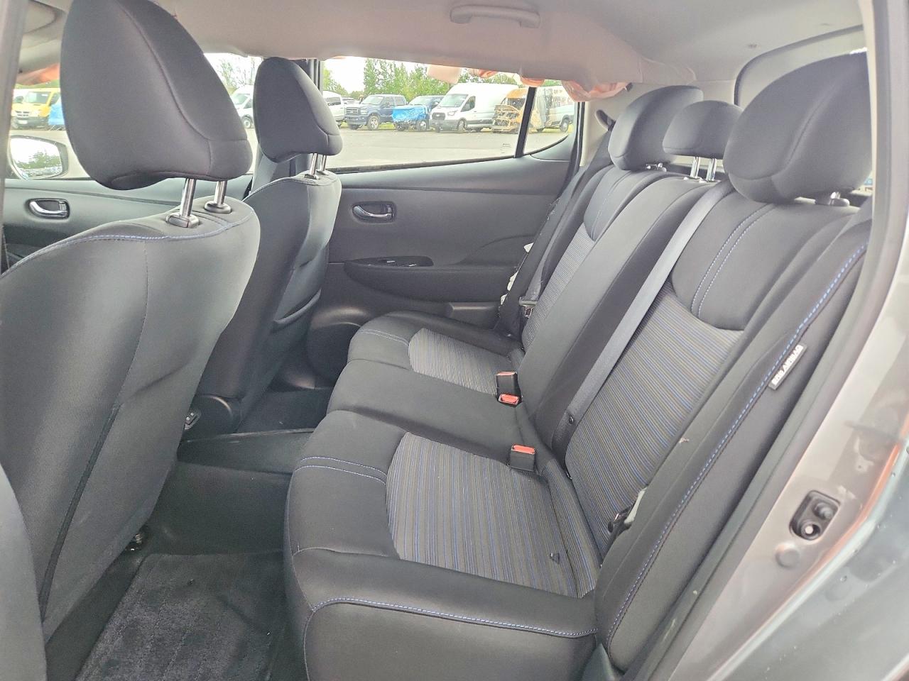 Nissan LEAF Sv Plus