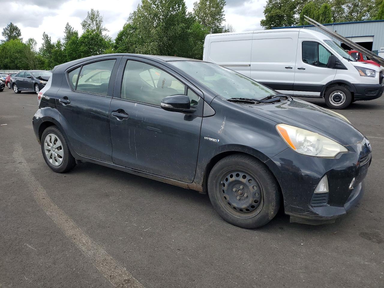 Toyota Prius c Three
