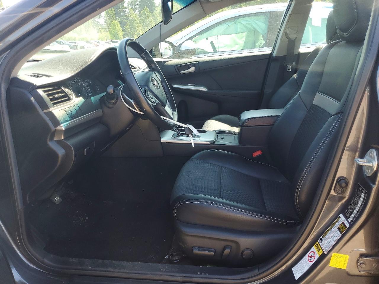 Toyota Camry Se