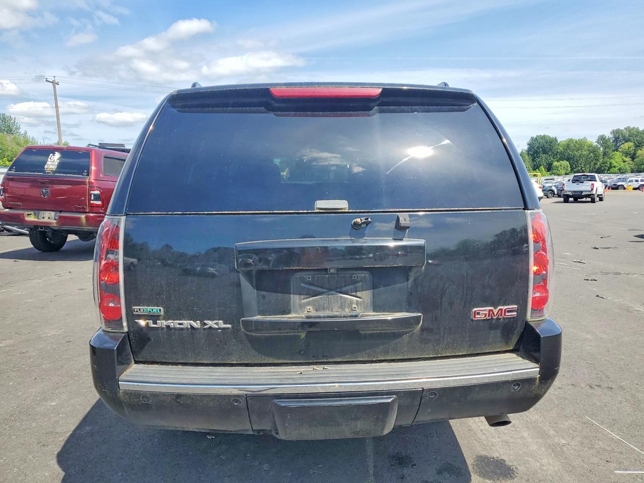 GMC Yukon Denali