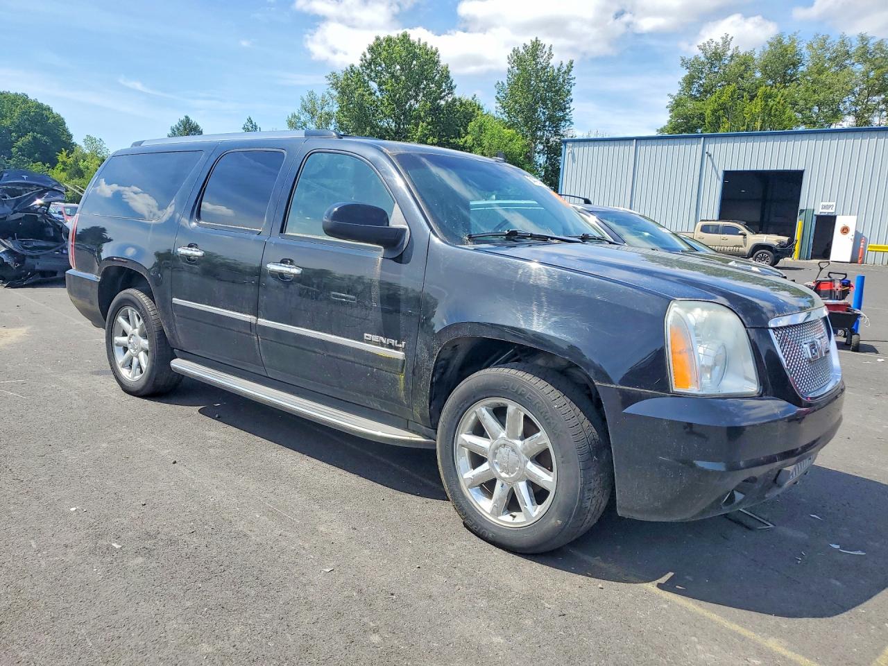 GMC Yukon Denali