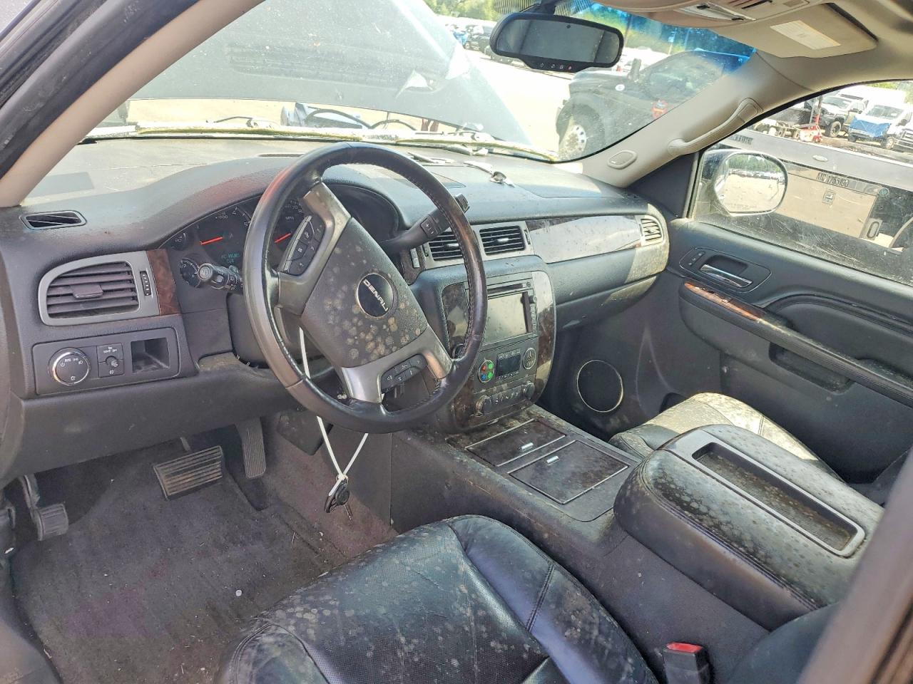 GMC Yukon Denali