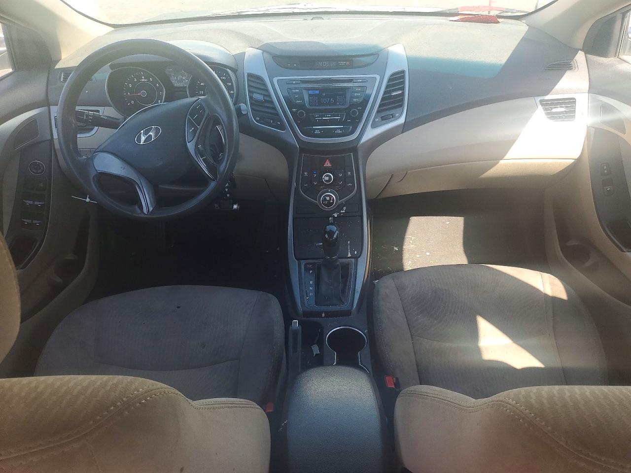 Hyundai ELANTRA Se