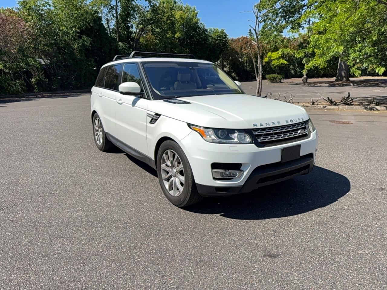 Salvage Land Rover Range Rover Image