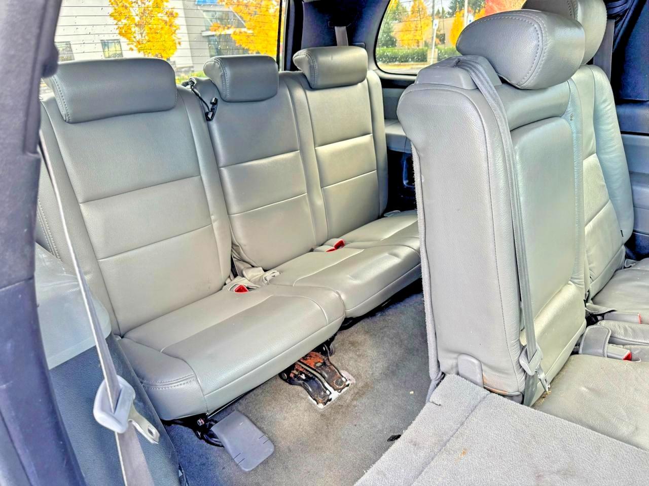 Toyota Sequoia Sr5